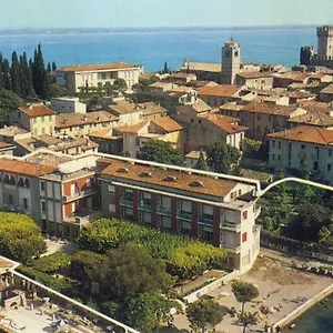 Giardino 3*, Sirmione Italie