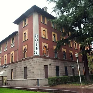 https://nuovo-albergo-italia.it-lombardy.com